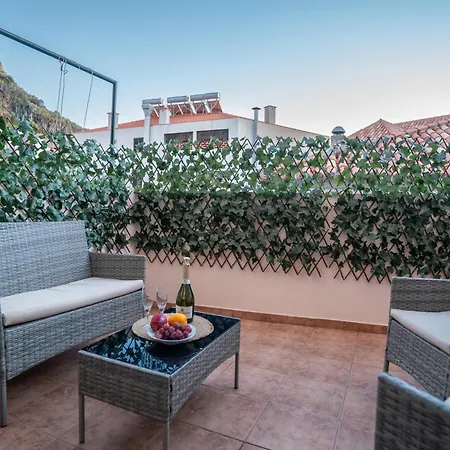 Brava Jt * Ribeira Brava