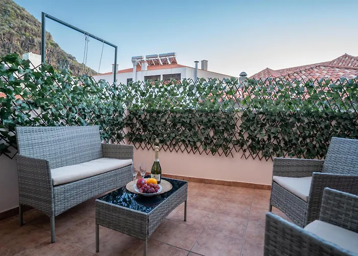 Brava Jt * Ribeira Brava